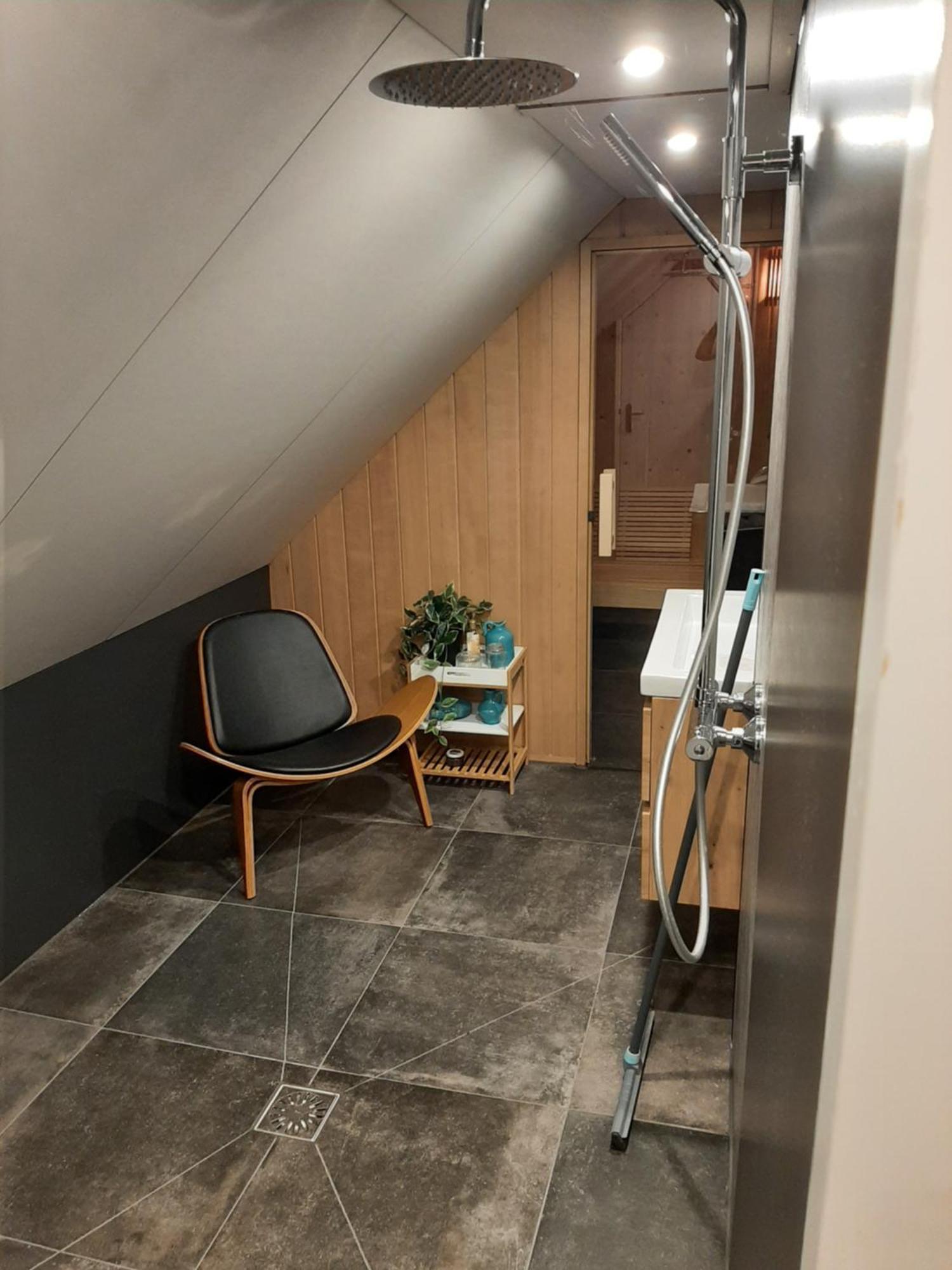 Loft De Hooizolder Met Sauna Bij Te Boeken Gees ภายนอก รูปภาพ